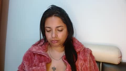 Snapshot of alicia_va chatting on February 13, 9:41 am Alice online show from February 13, 9:41 am