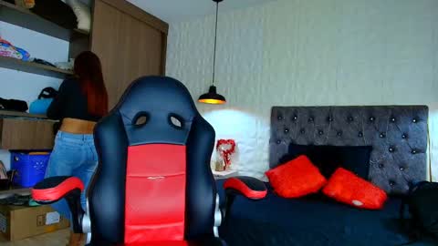 Snapshot of alicia_wonder_dl chatting on September 10, 11:54 am Ali online show from September 10, 11:54 am