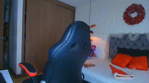 Snapshot of alicia_wonder_dl chatting on November 29, 12:19 pm Ali online show from November 29, 12:19 pm