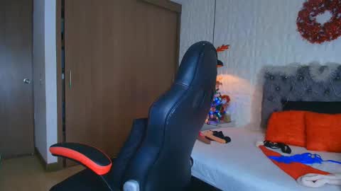 Snapshot of alicia_wonder_dl chatting on December 3, 12:03 pm Ali online show from December 3, 12:03 pm