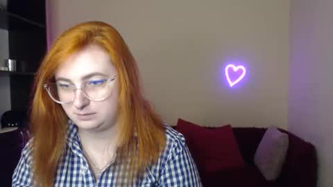 Alicia online show from December 5, 6:44 am