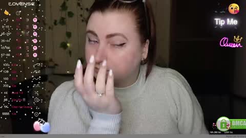 Alicia online show from April 25, 1:41 pm