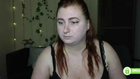 Snapshot of aliciaaared_kis chatting on May 19, 5:25 am Alicia online show from May 19, 5:25 am