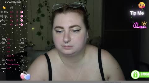 Snapshot of aliciaaared_kis chatting on May 27, 5:37 am Alicia online show from May 27, 5:37 am