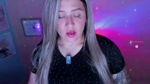 Snapshot of aliciaballard chatting on May 12, 8:39 pm Jennyfer online show from May 12, 8:39 pm