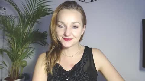 Alicia online show from December 17, 2:01 pm