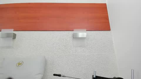 Snapshot of alicie_green chatting on November 21, 1:26 am im tutti online show from November 21, 1:26 am