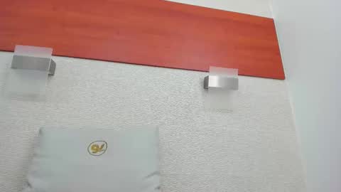 Snapshot of alicie_green chatting on November 27, 2:24 am im tutti online show from November 27, 2:24 am