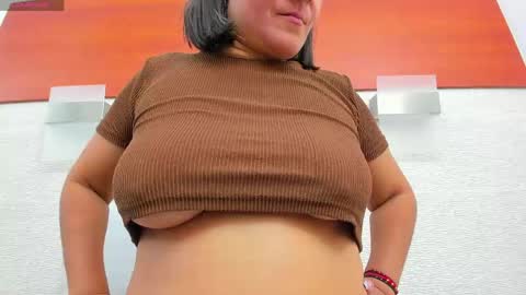 Snapshot of alicie_green chatting on June 2, 2:24 am im tutti online show from June 2, 2:24 am