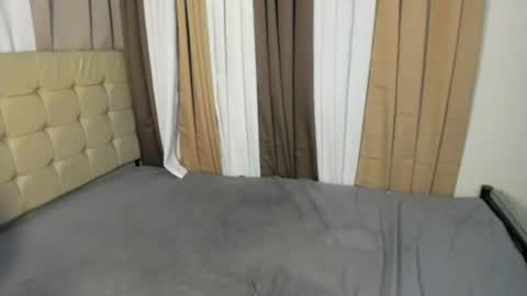 Snapshot of aliefoxx chatting on July 6, 3:03 pm aliefoxx online show from July 6, 3:03 pm