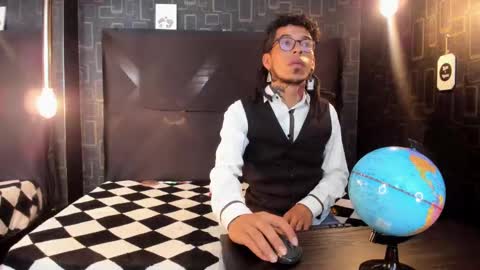 Snapshot of alien_high chatting on October 4, 3:10 pm AlienHigh FlashNigga online show from October 4, 3:10 pm