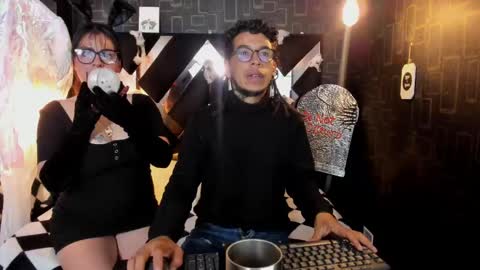 Snapshot of alien_high chatting on October 17, 9:01 am AlienHigh FlashNigga online show from October 17, 9:01 am