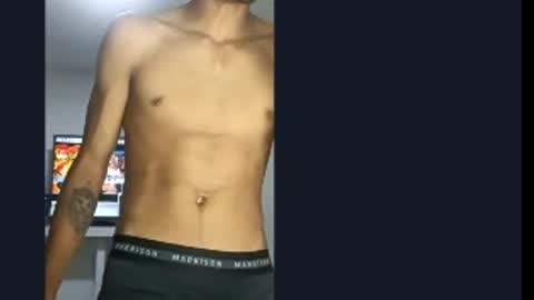 Snapshot of alienbigcock_01 chatting on August 5, 6:55 pm My name is Andrs and Im 18 years old. online show from August 5, 6:55 pm
