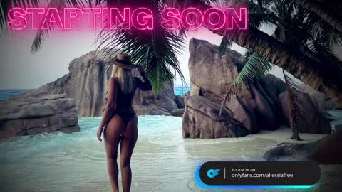 Aliessia online show from December 19, 4:36 pm