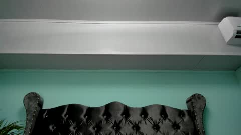 Alice online show from December 15, 5:20 pm