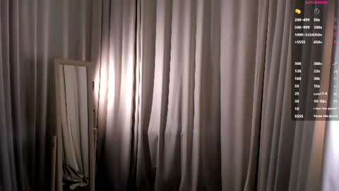 Snapshot of alika_shy chatting on July 16, 7:09 pm alika shy online show from July 16, 7:09 pm