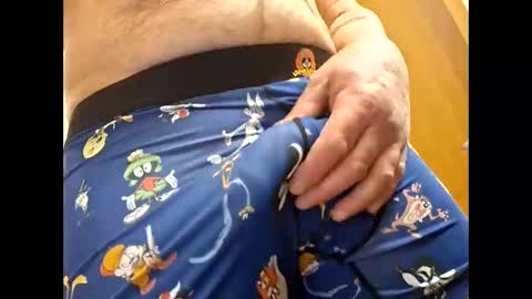 alilfreakyalso online show from February 10, 5:11 am