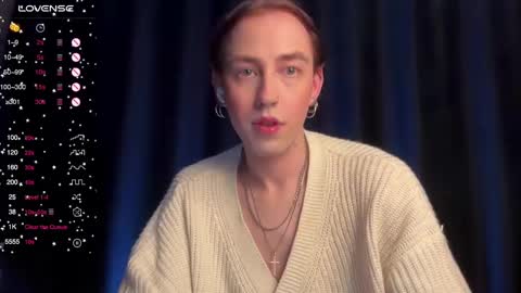 Snapshot of alina_flow chatting on January 1, 6:59 pm Alexa online show from January 1, 6:59 pm