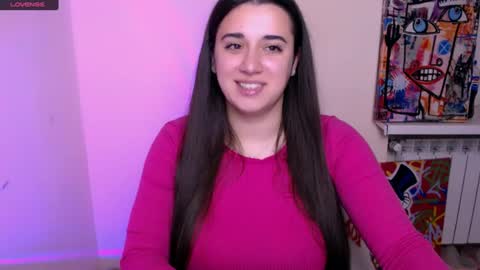 Snapshot of alinaasti_ chatting on June 15, 6:59 am Alina online show from June 15, 6:59 am