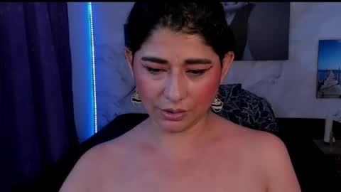 Snapshot of alinabozz1 chatting on July 20, 4:27 am alinabozz1 online show from July 20, 4:27 am