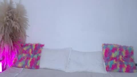 lili online show from February 23, 10:42 pm