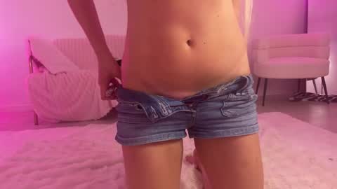 alinaluxx online show from July 15, 7:41 pm