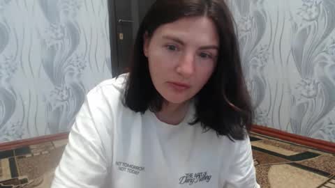 Snapshot of alinaxjames chatting on May 20, 10:10 am AlinaxJames online show from May 20, 10:10 am