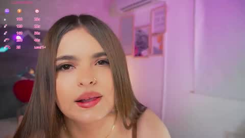 alinnajohnson online show from March 19, 10:41 am