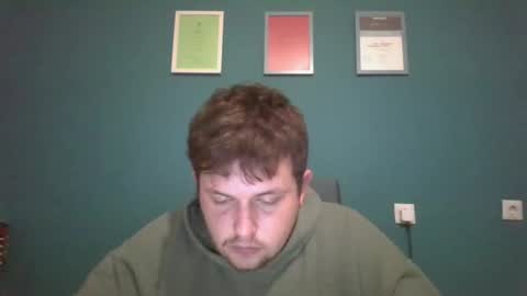 Chris online show from November 18, 6:01 pm