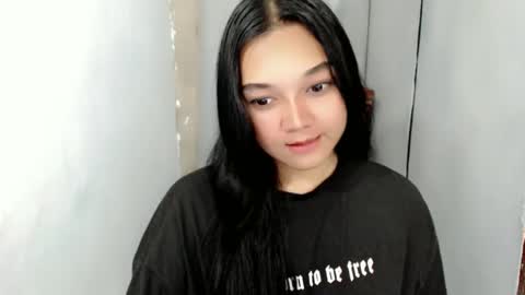 Shanti xhey online show from September 16, 8:26 am