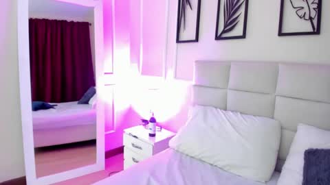 Snapshot of alisa_walker chatting on December 30, 7:11 pm online show from December 30, 7:11 pm