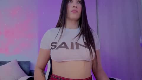Snapshot of alisa_walker chatting on September 16, 6:53 pm online show from September 16, 6:53 pm