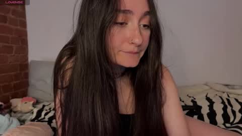 Snapshot of alisaacoy chatting on September 23, 9:07 pm alisa online show from September 23, 9:07 pm