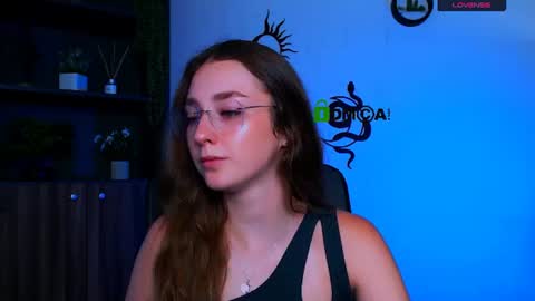Snapshot of alisabliss chatting on July 30, 9:19 am Alisa online show from July 30, 9:19 am