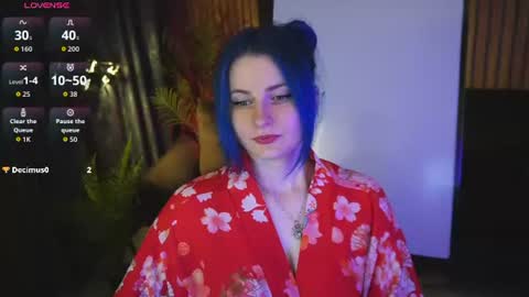 alisagrace online show from June 12, 7:13 pm