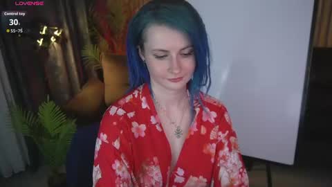 alisagrace online show from June 16, 7:05 pm