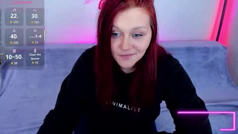 Snapshot of alisawoods_ chatting on February 8, 1:36 pm Alisa online show from February 8, 1:36 pm