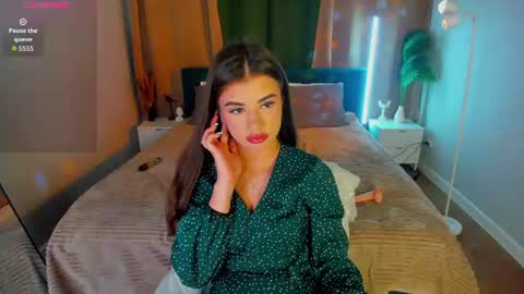 Snapshot of alisha_blakee chatting on July 16, 4:57 pm Alisha online show from July 16, 4:57 pm
