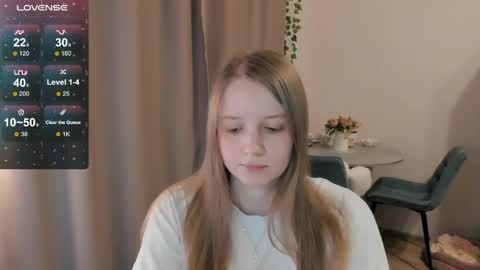 Snapshot of alisha_ley chatting on May 17, 6:04 pm Alya online show from May 17, 6:04 pm