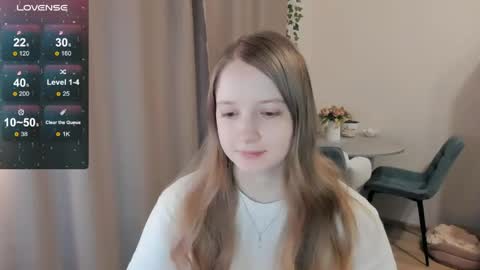 Snapshot of alisha_ley chatting on May 22, 5:40 pm Alya online show from May 22, 5:40 pm