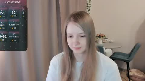 Snapshot of alisha_ley chatting on May 25, 10:05 pm Alya online show from May 25, 10:05 pm