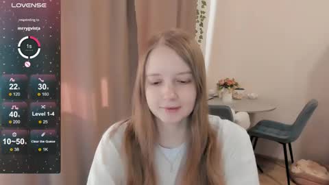 Snapshot of alisha_ley chatting on June 2, 6:37 am Alya online show from June 2, 6:37 am