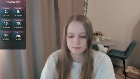 Snapshot of alisha_ley chatting on June 3, 6:46 pm Alya online show from June 3, 6:46 pm