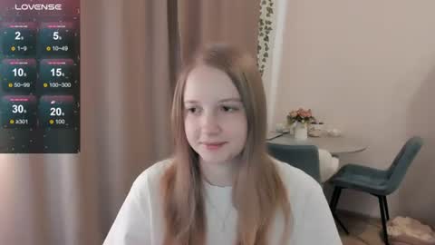Snapshot of alisha_ley chatting on June 11, 8:01 am Alya online show from June 11, 8:01 am