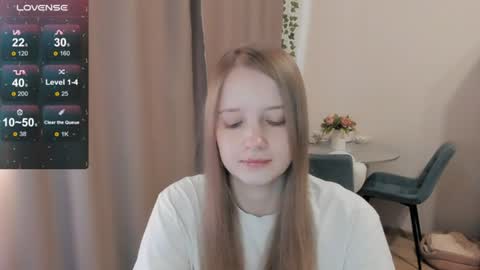 Snapshot of alisha_ley chatting on June 22, 11:40 am Alya online show from June 22, 11:40 am