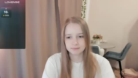 Snapshot of alisha_ley chatting on June 26, 11:36 am Alya online show from June 26, 11:36 am
