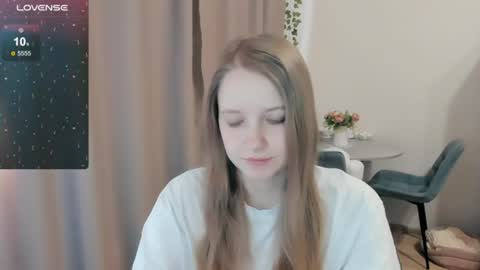Snapshot of alisha_ley chatting on July 1, 11:23 am Alya online show from July 1, 11:23 am