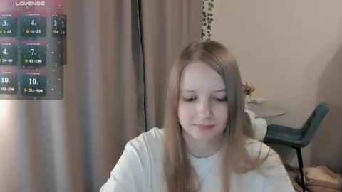 Snapshot of alisha_ley chatting on July 4, 9:10 pm Alya online show from July 4, 9:10 pm