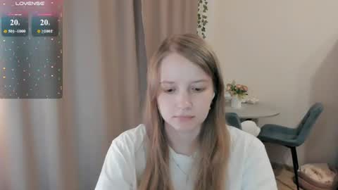Snapshot of alisha_ley chatting on July 7, 3:38 pm Alya online show from July 7, 3:38 pm