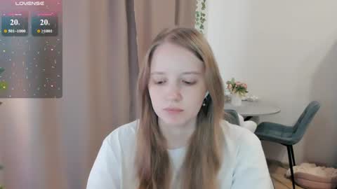 Snapshot of alisha_ley chatting on July 11, 10:29 am Alya online show from July 11, 10:29 am
